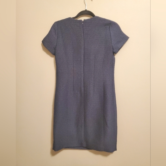 Ann Taylor Petite Short Sleeve Classic Tweed Pocket Shift Dress in Navy Size 00P - Picture 3 of 9